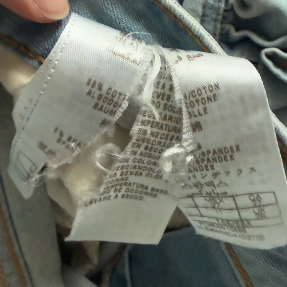 Vintage GUESS|y2K Vintage denim skirt with ruffles•••Light wash,coastal cowgirl - Picture 7 of 10